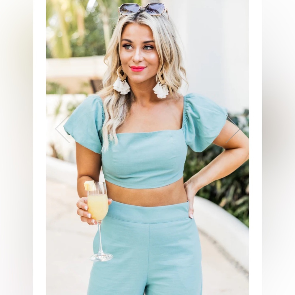 Pink lily green crop top